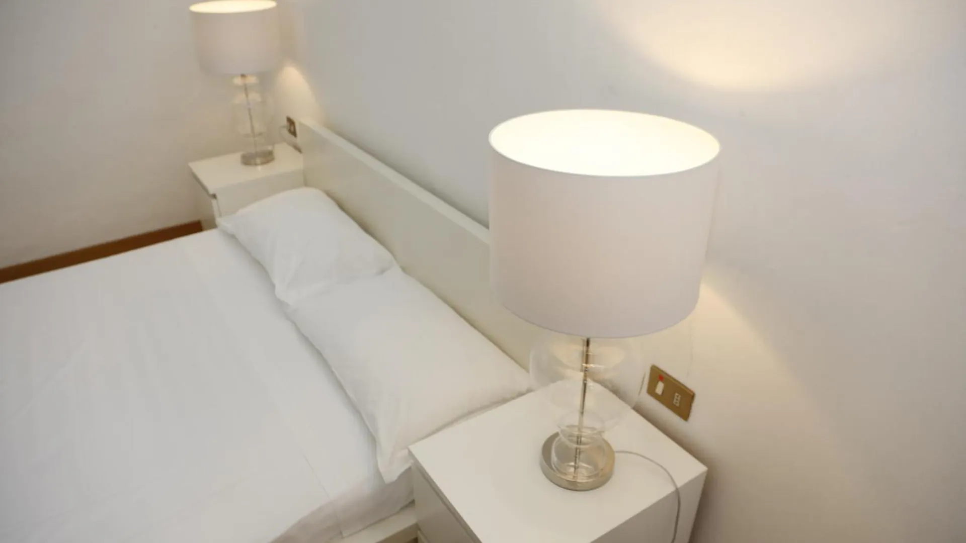 Dhomes - Apartments And Rooms Milan